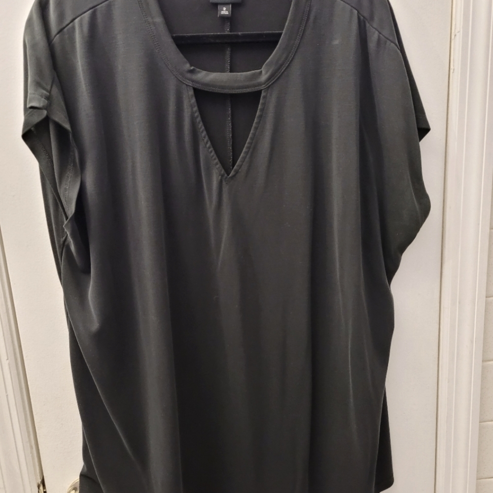 TORRID Dolmen Sleeve Tee size 2